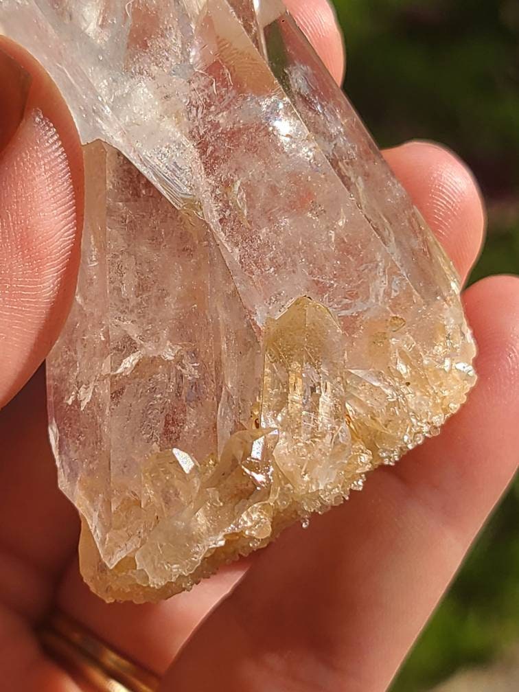 Colombian Blue Smoke Quartz, Cookite Included Crossed Twin Points <100