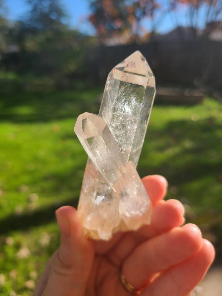 Colombian Blue Smoke Quartz, Cookite Included Crossed Twin Points <100