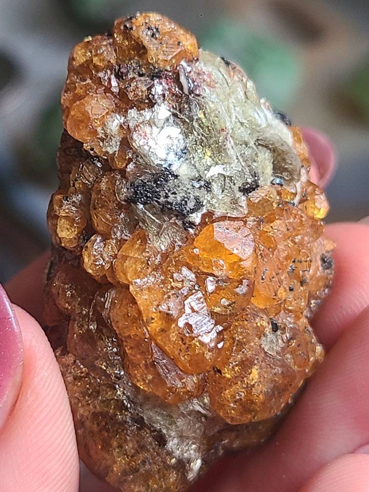 43g Lolindo Spessartine Garnet Cluster <100