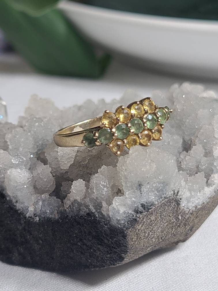 9ct Gold and Natural Sapphire Ring
