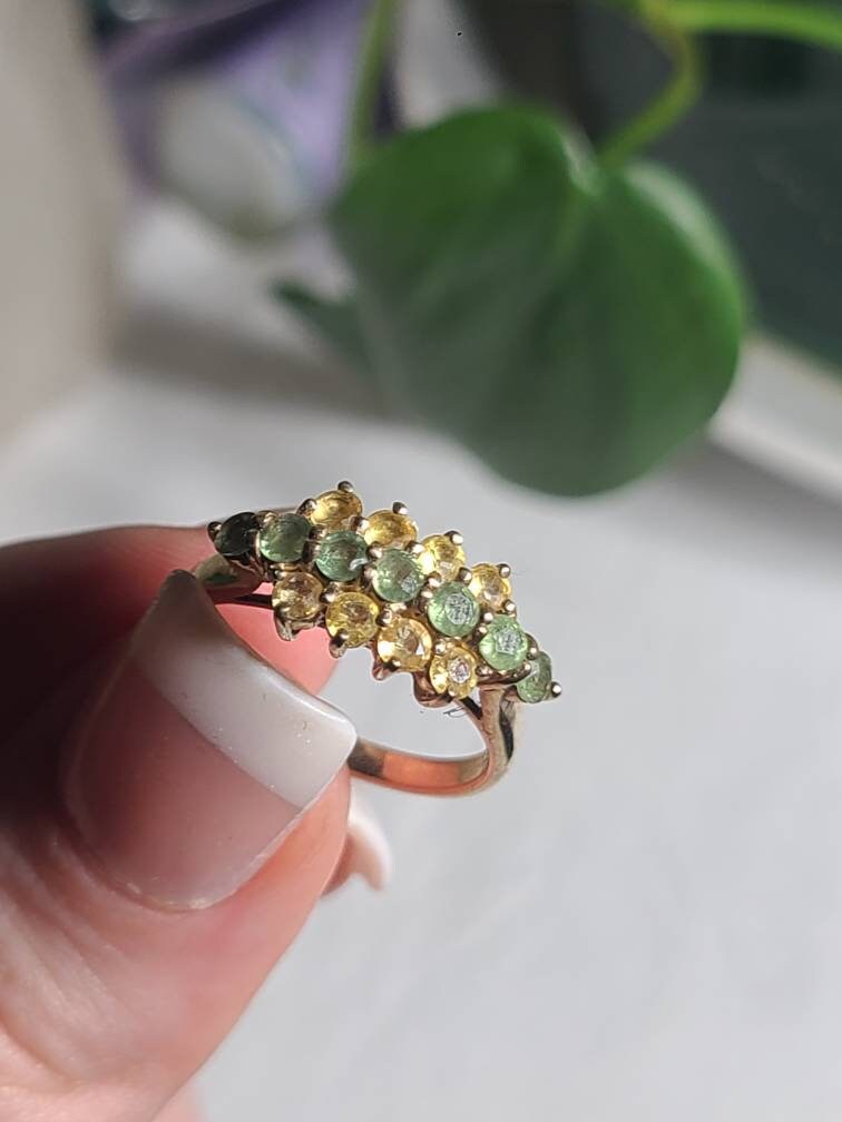 9ct Gold and Natural Sapphire Ring