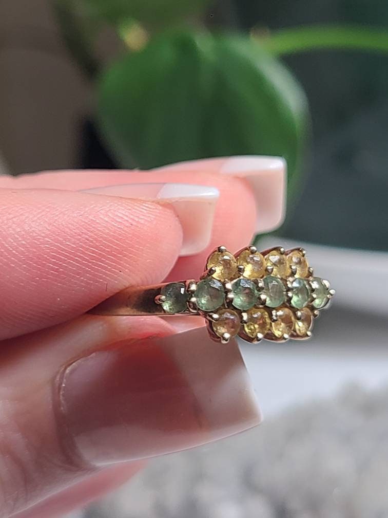 9ct Gold and Natural Sapphire Ring