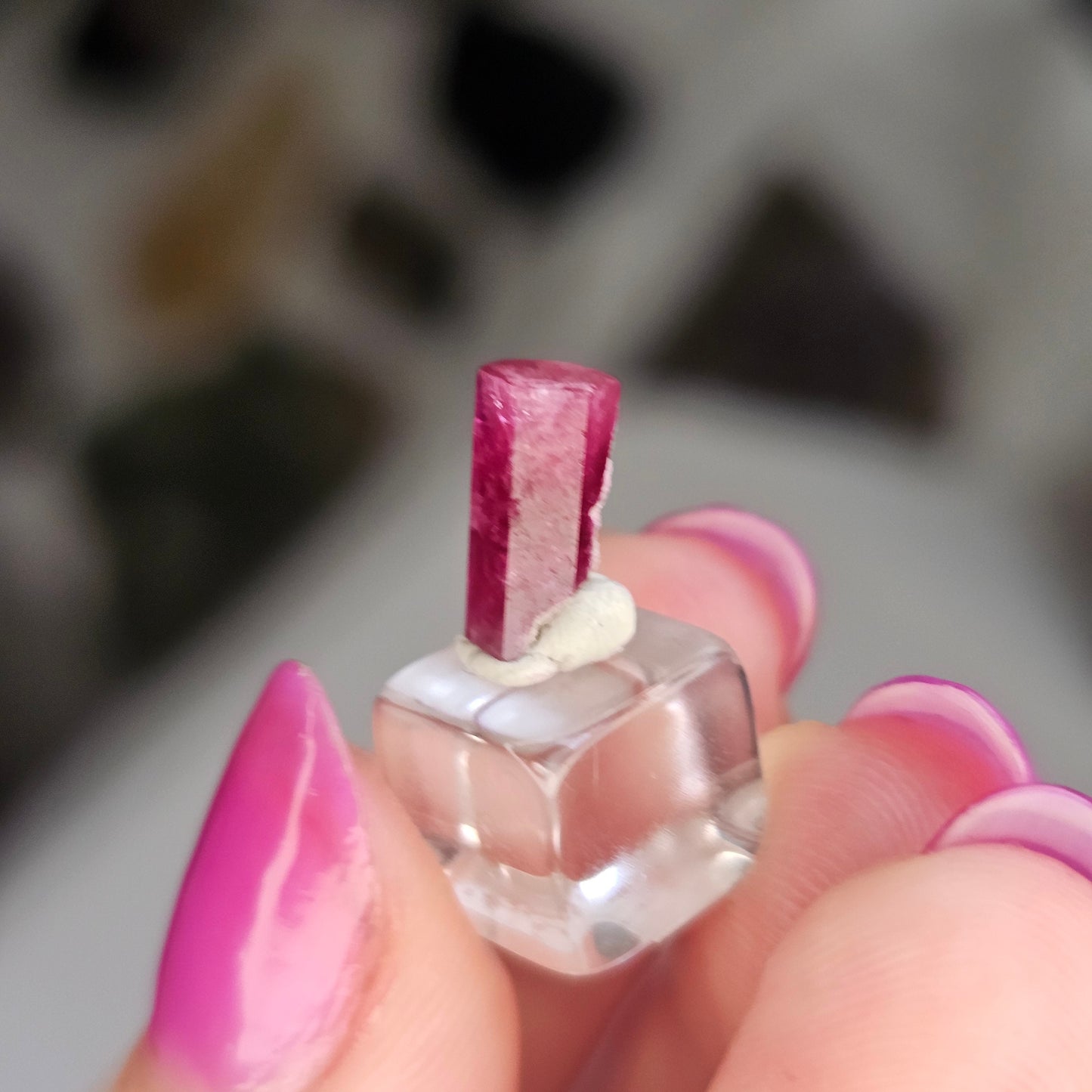 RESERVED for Samantha! Red Beryl, 1.75ct Bixbite Crystal, 'Red emerald', Wah Wah Mountains, Utah USA Mineral, Rare, High Grade, Collector