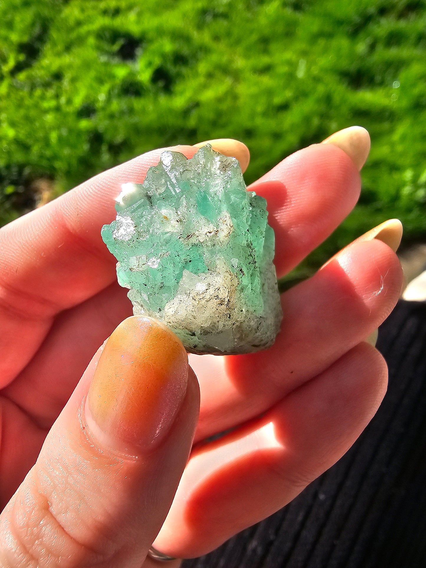 16g Emerald Crystal, Columbia, Muzo Mine, Ethical Direct Sourcing, Raw Rare Minerals, Collection Specimen, Green Emerald Beryl Gemstone