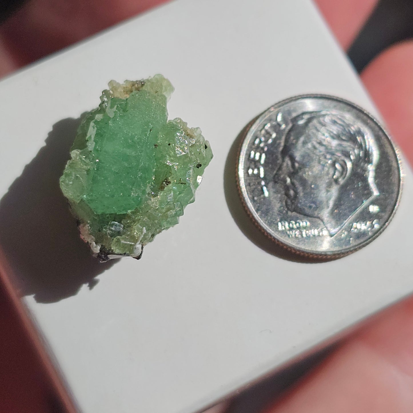 Lightning Bolt Tsavorite Garnet 18.8ct, Rare UV Reactive Gemstone with Unique Formation