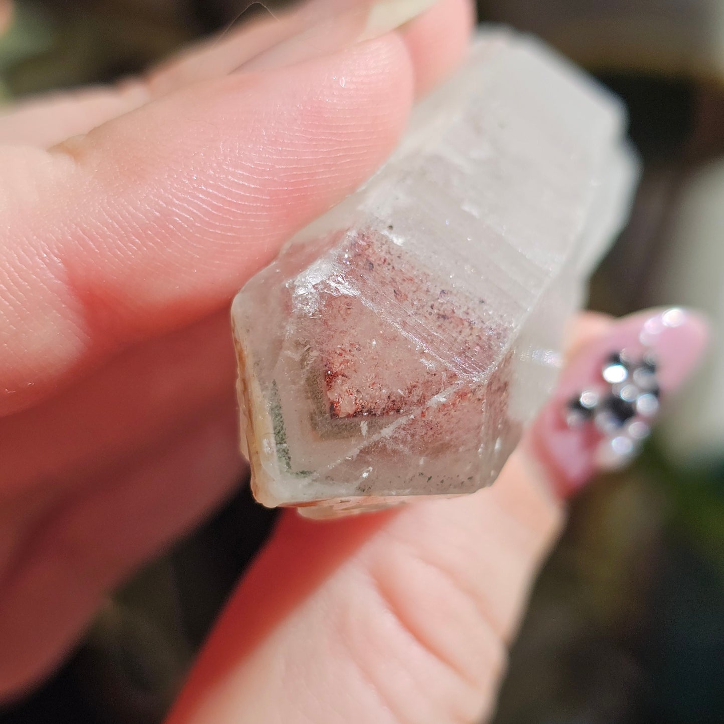 Harlequin Quartz, 33g, with Hematite Phantoms