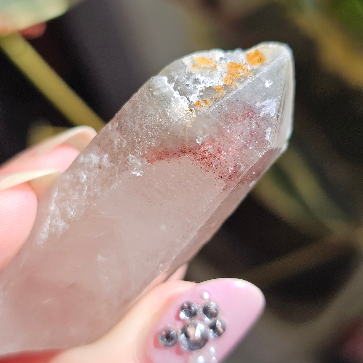 Harlequin Quartz, 33g, with Hematite Phantoms