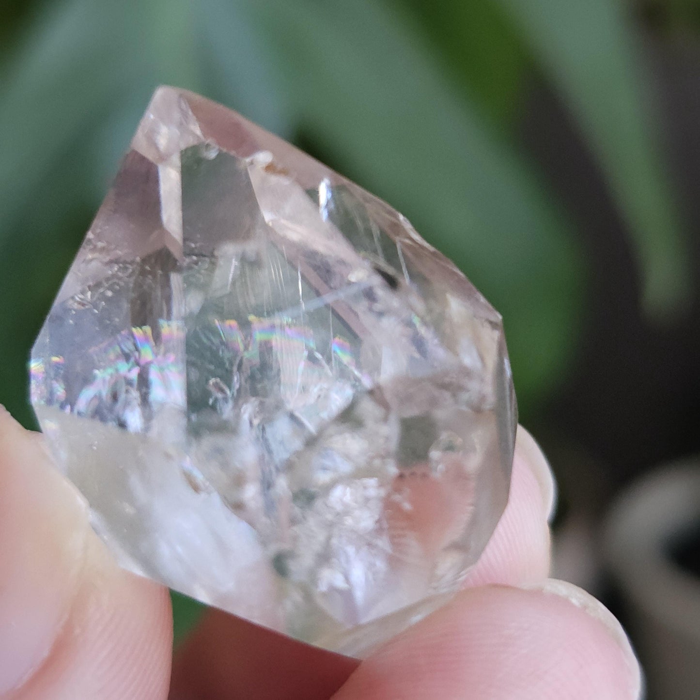 Herkimer Diamond Quartz, Herkimer County New York, USA w Yellow <100