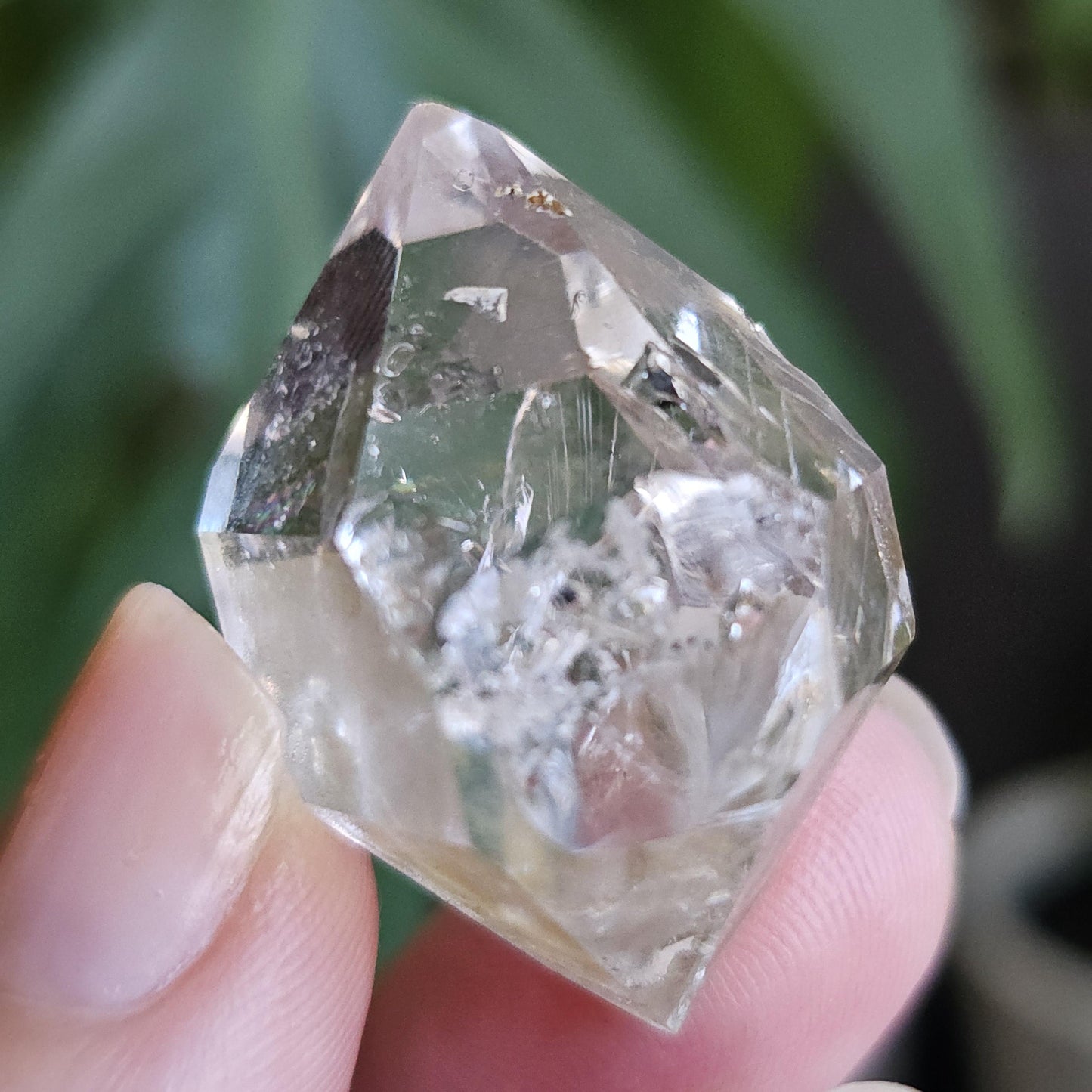 Herkimer Diamond Quartz, Herkimer County New York, USA w Yellow <100