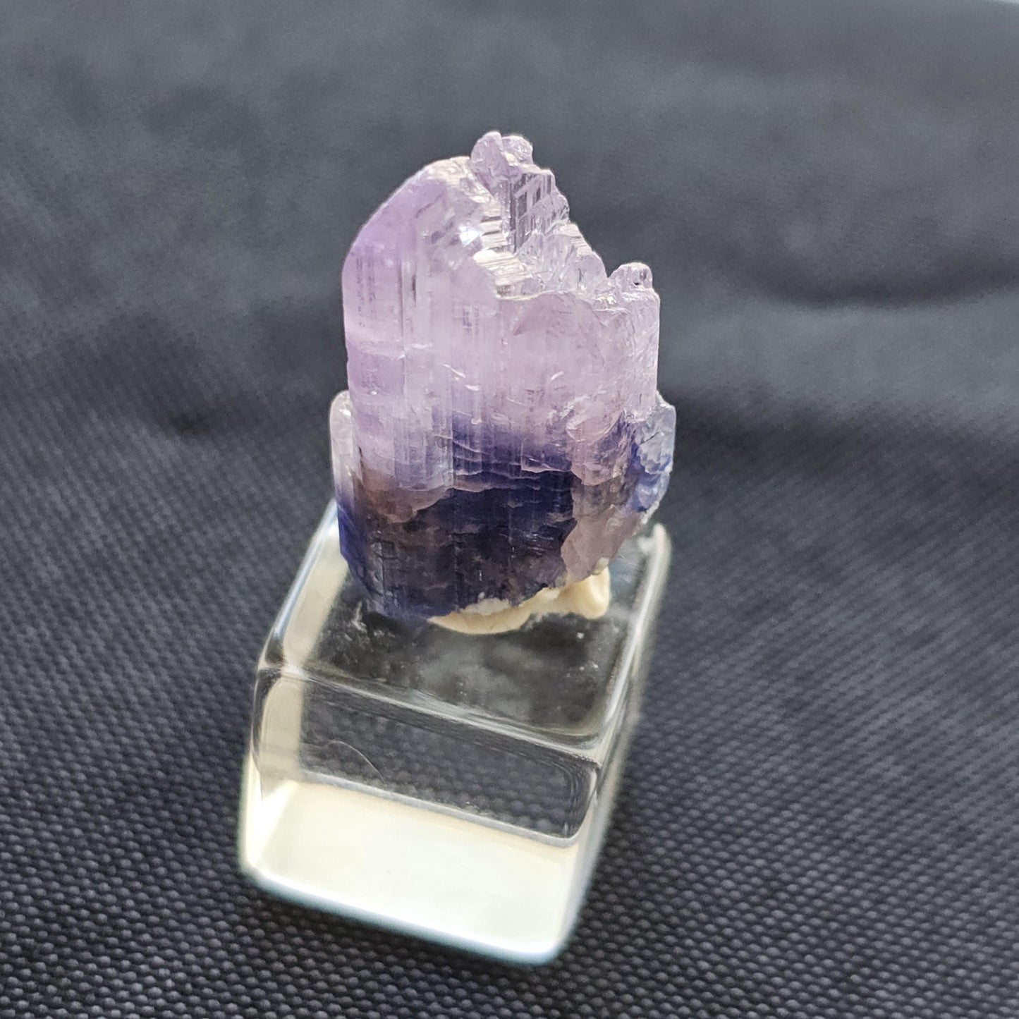 Rare Bicolor Tanzanite with Pink Termination from Merelani Hills, Tanzania, 5g / 25ct