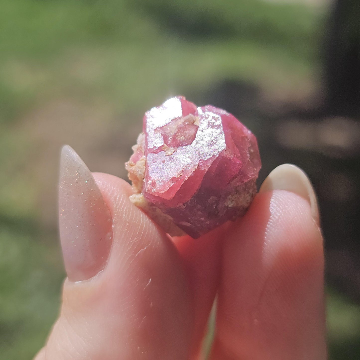 Hot Pink Raspberry Garnet Floater from Sierra de Cruces Mexico <100