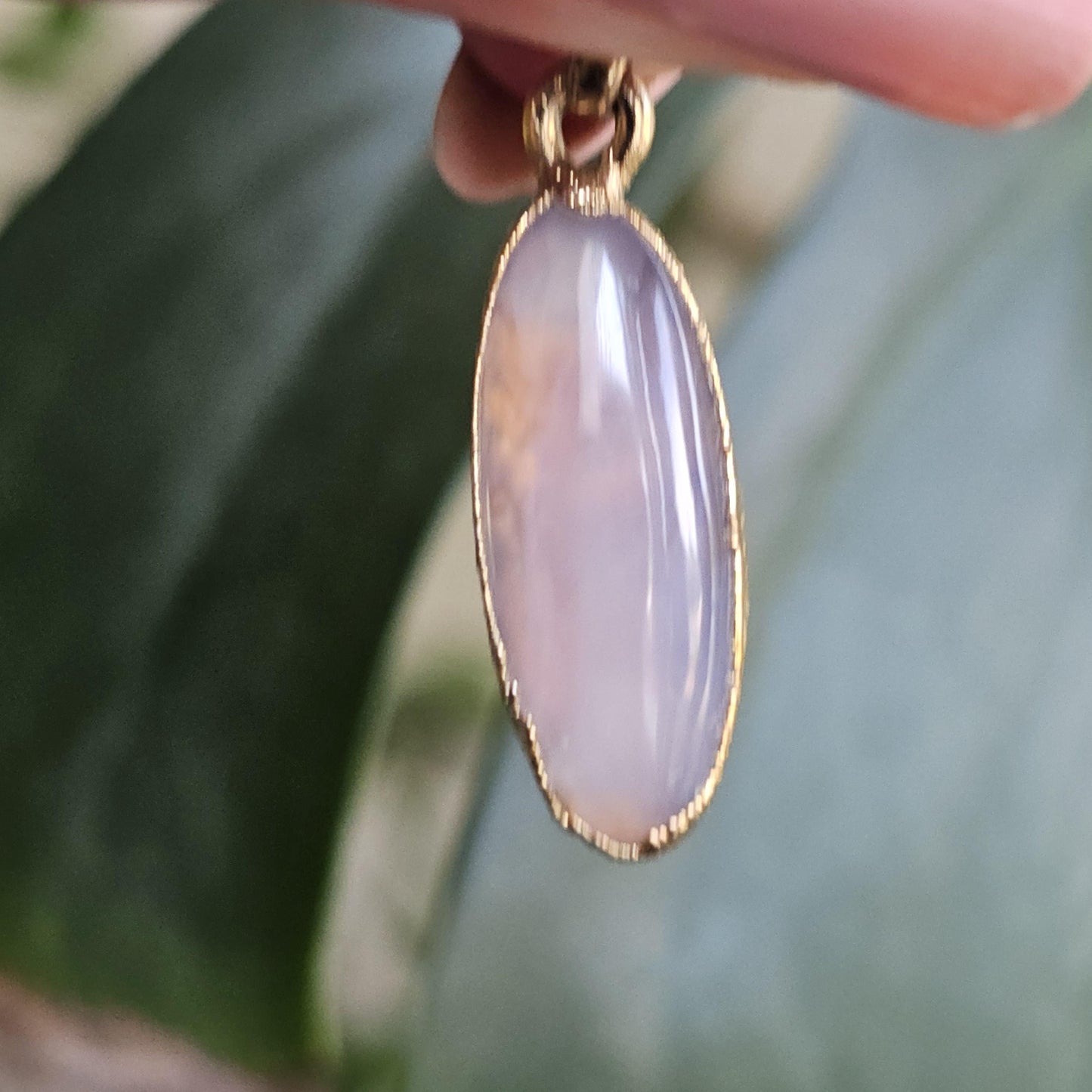Rare 'Holly Blue' Agate 22kt Gold Electroplated Pendant, High Grade Purple / Periwinkle Chalcedony from Sweet Home, Oregon <100