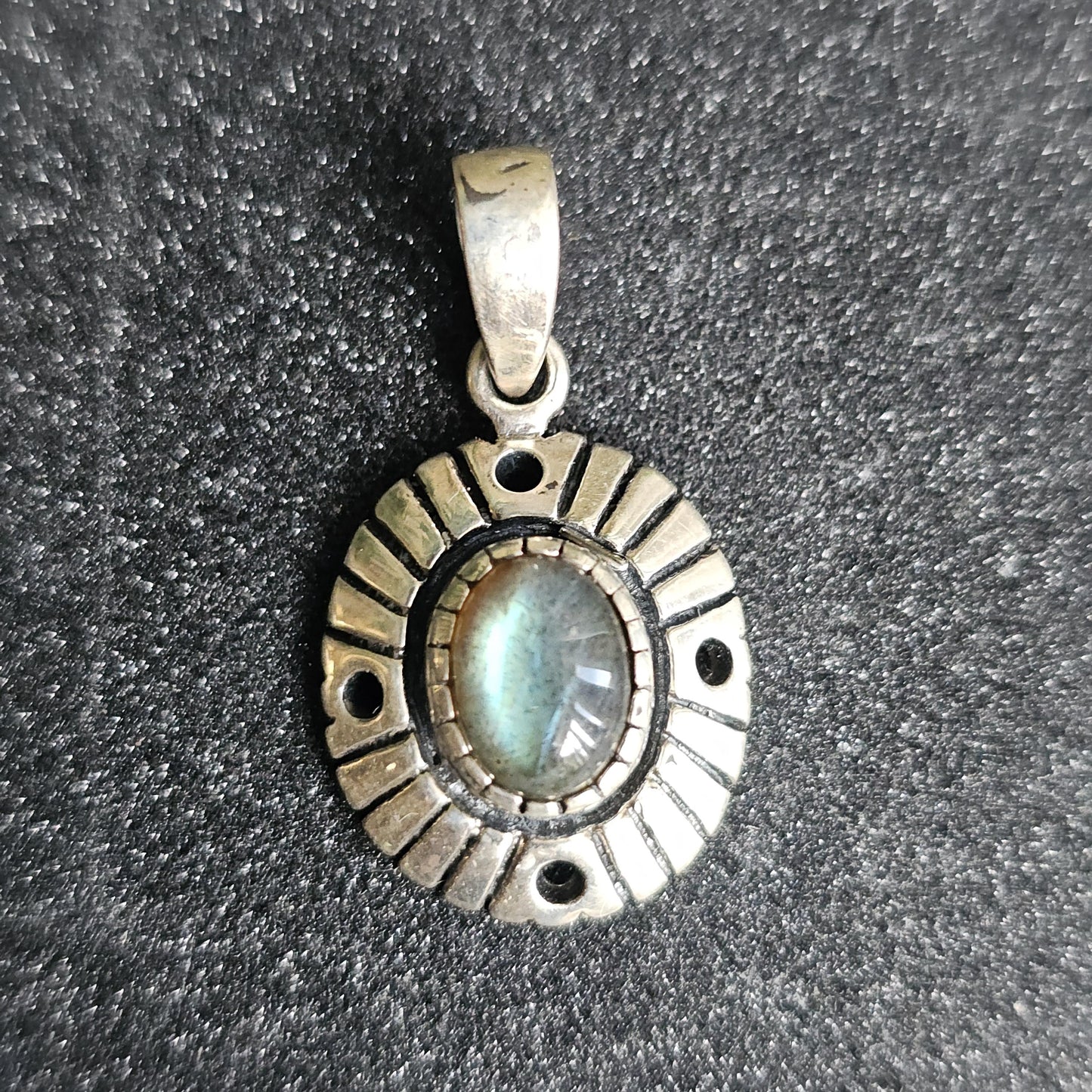 High Flash Labradorite 925 Sterling Silver Pendant