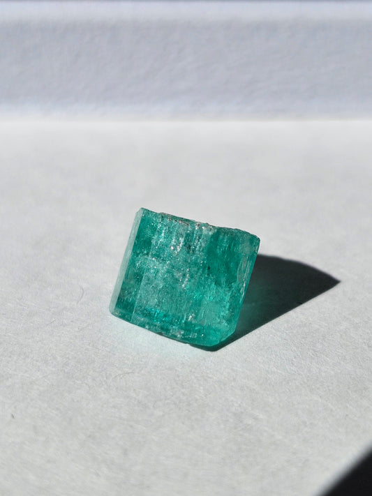 Emerald Crystal, 5.1ct Specimen, Rough Raw Natural Gem, Terminated Beryl, Green Blue, Muzo Columbia Gemstone for Collection or Jewelry