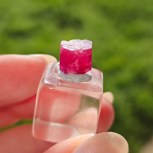 RESERVED for Chris! Raw Red Beryl, 4ct Bixbite Crystal, 'Red emerald', Rare Gemstone, Wah Wah Mountains, Utah USA Mineral, Very Rare