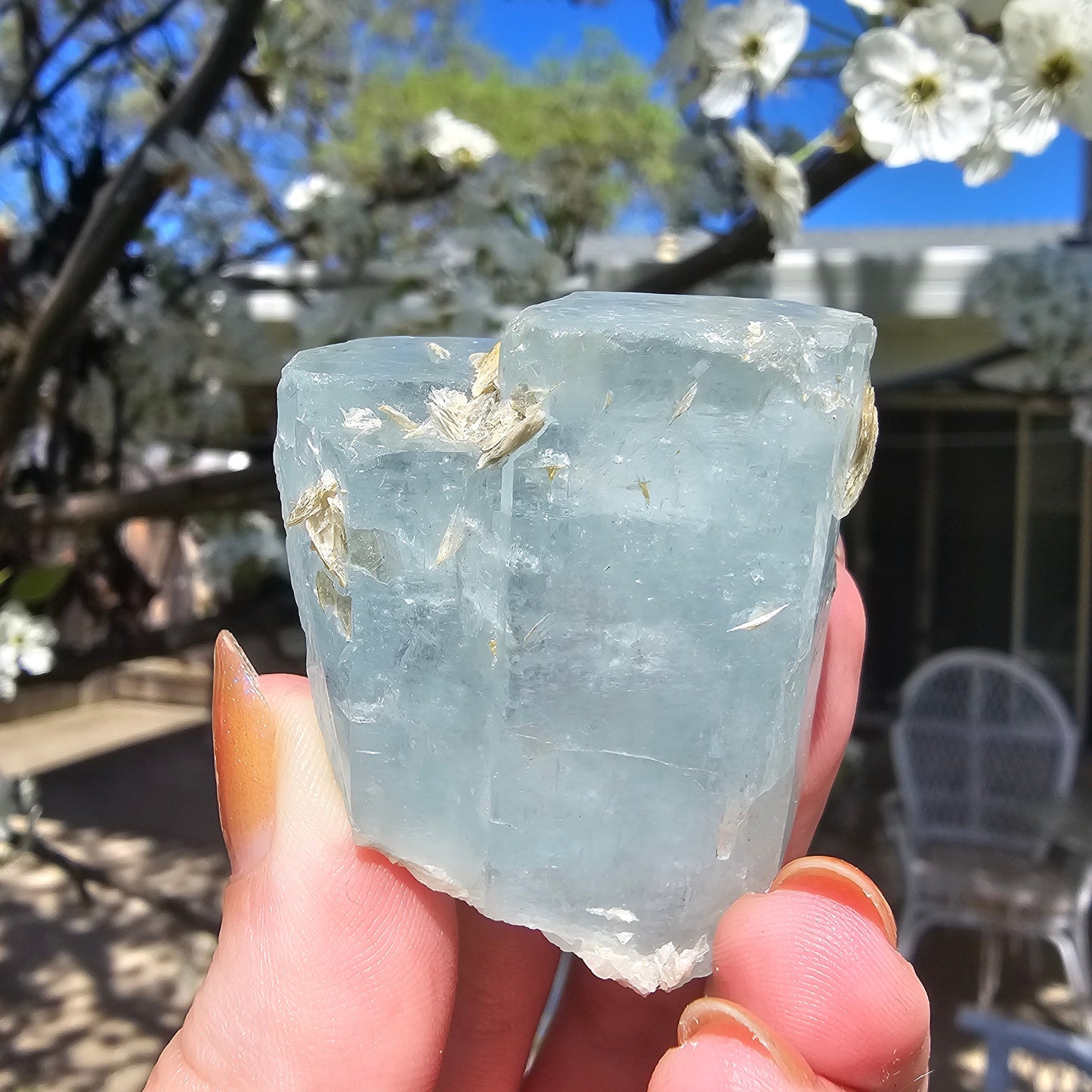 Aquamarine w Silver Muscovite