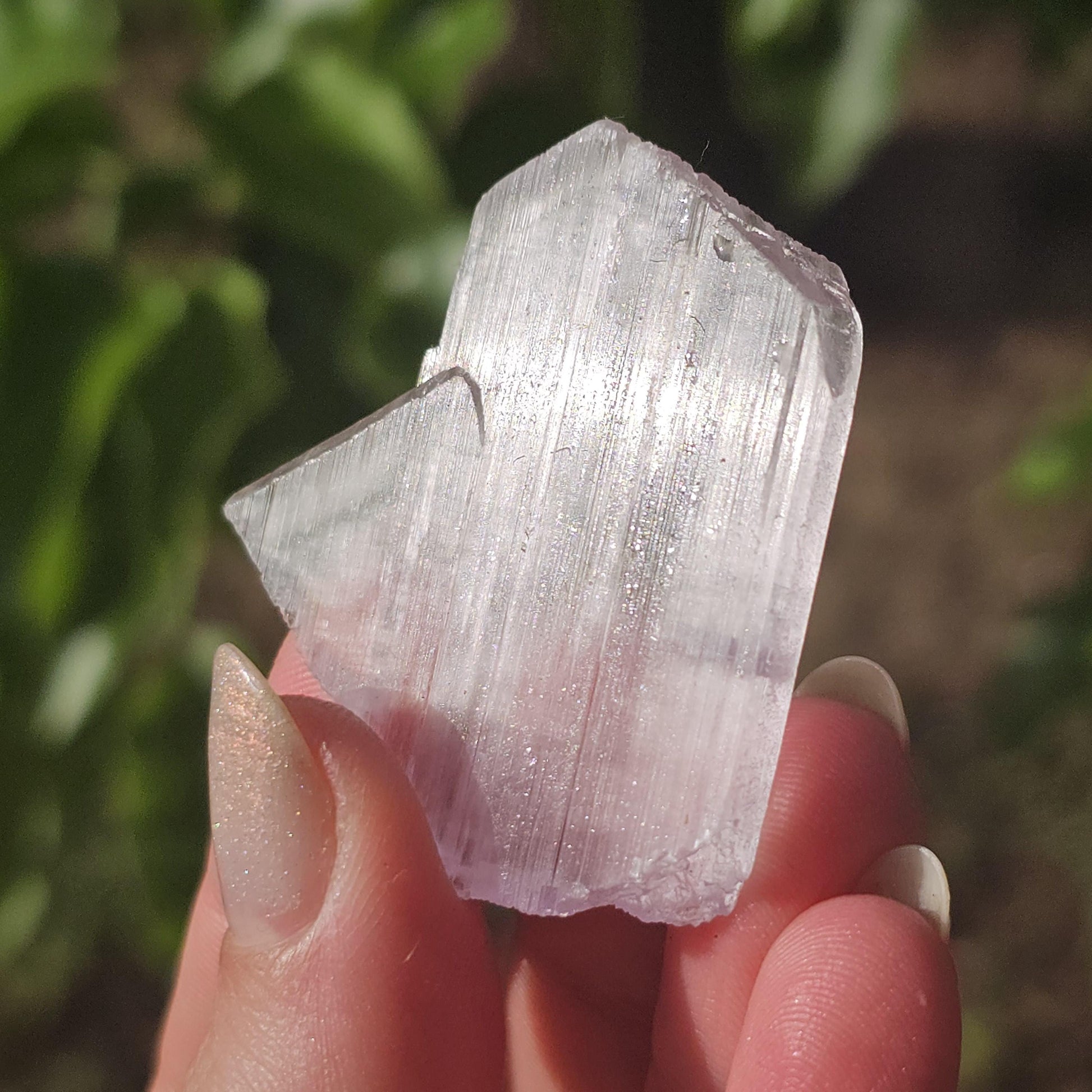 Unique Tabby Spodumene var. Kunzite Crystal w Great Luster, Highly UV Reactive Fluorescent Collector Specimen, Twinned Rare 'Sunstone' Shape