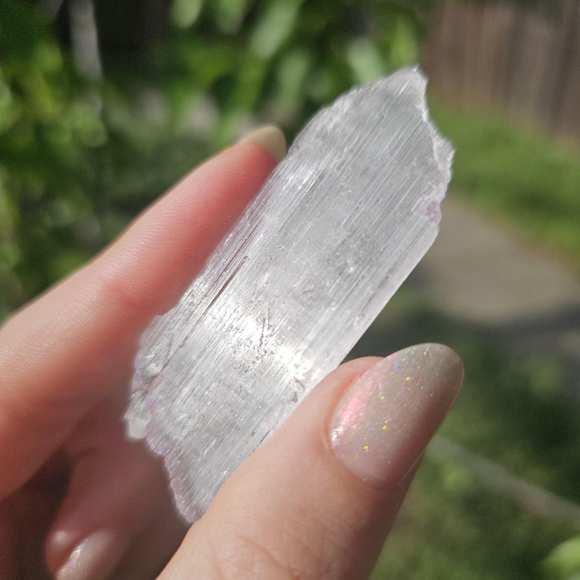 Super Thin Tabular Spodumene var. Kunzite Crystal with Great Luster, Highly UV Reactive Fluorescent Collector Specimen, Good Chatoyancy