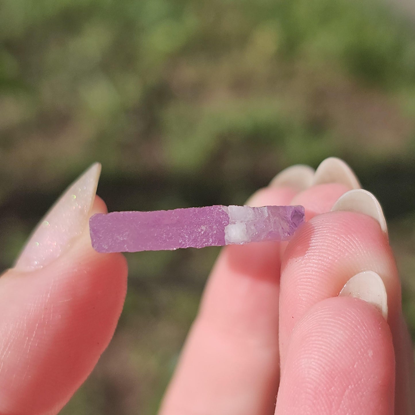 Super Thin Tabular Spodumene var. Kunzite Crystal with Great Luster, Highly UV Reactive Fluorescent Collector Specimen, Good Chatoyancy