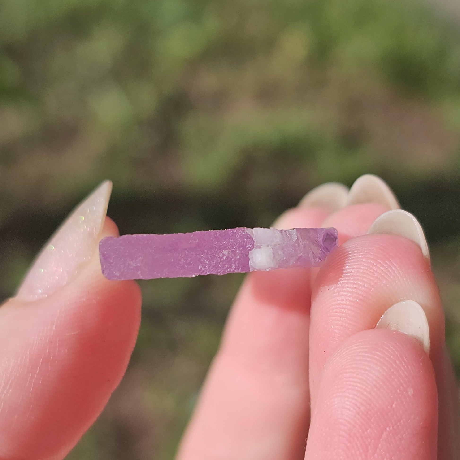 Super Thin Tabular Spodumene var. Kunzite Crystal with Great Luster, Highly UV Reactive Fluorescent Collector Specimen, Good Chatoyancy