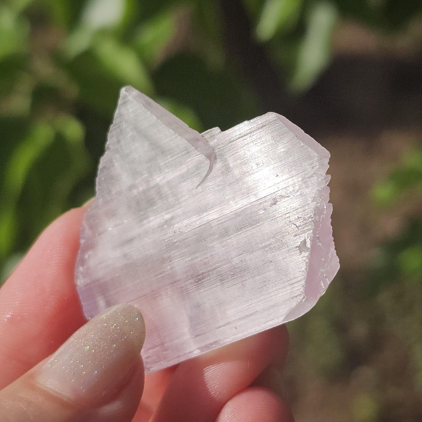 Unique Tabby Spodumene var. Kunzite Crystal w Great Luster, Highly UV Reactive Fluorescent Collector Specimen, Twinned Rare 'Sunstone' Shape