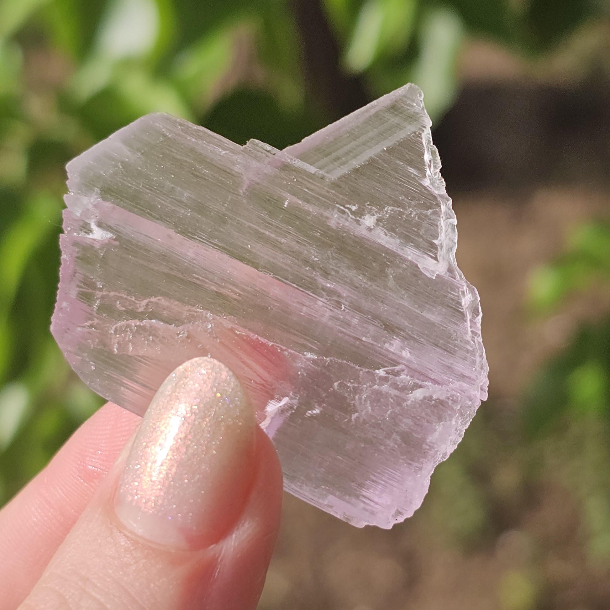 Unique Tabby Spodumene var. Kunzite Crystal w Great Luster, Highly UV Reactive Fluorescent Collector Specimen, Twinned Rare 'Sunstone' Shape