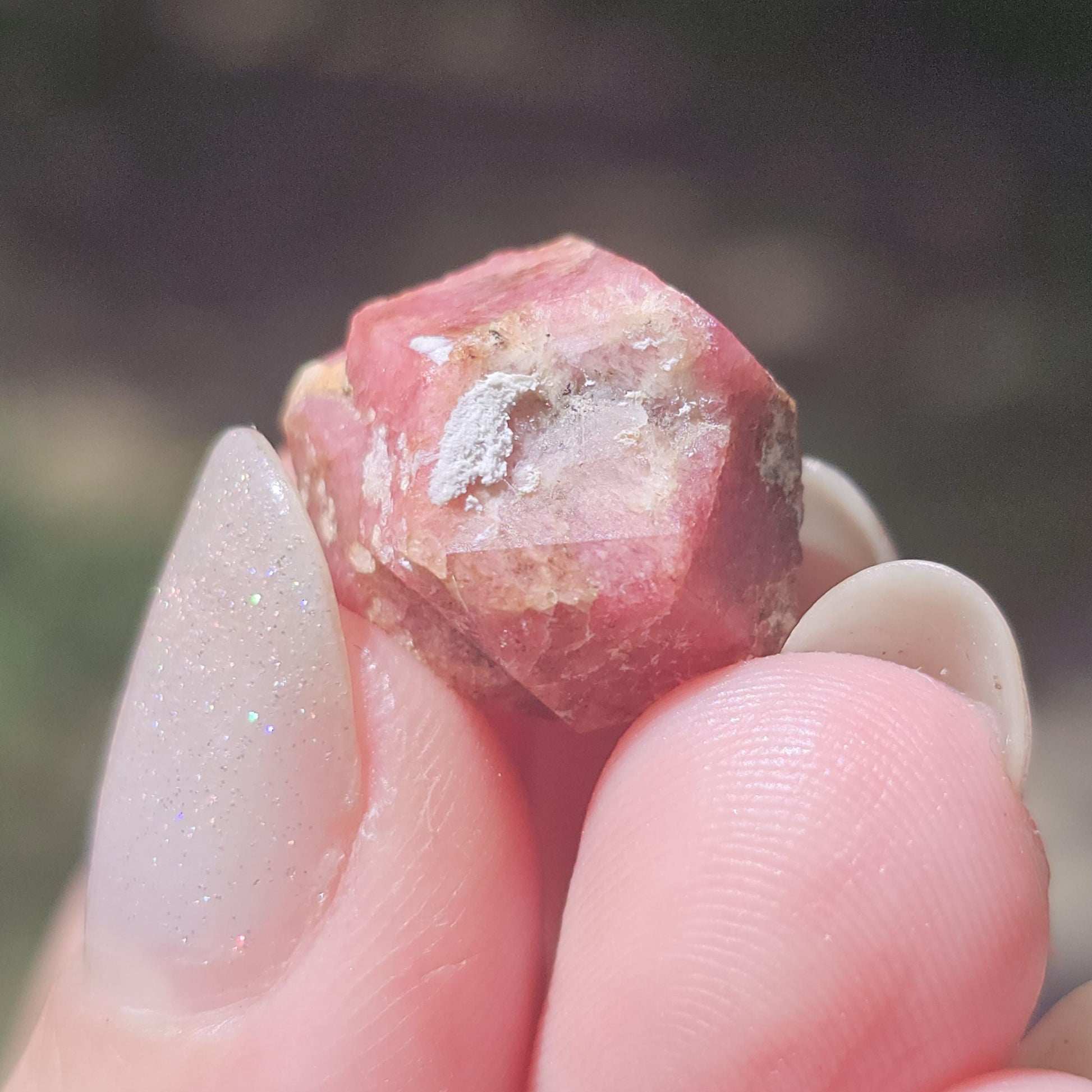 Rough Raspberry Garnet Floater from Sierra de Cruces Mexico <100
