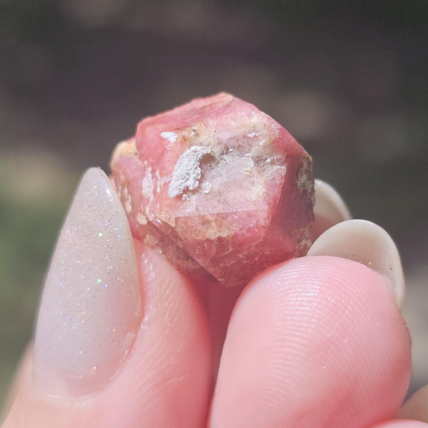 Rough Raspberry Garnet Floater from Sierra de Cruces Mexico <100