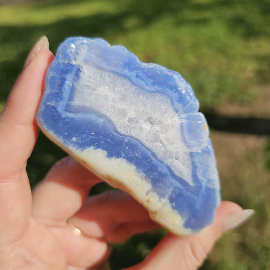 New Find Periwinkle Blue Purple Agate with White Quartz, Stunning Ethiopian Chalcedony like Holly Blue Agate or Ellensberg Blue