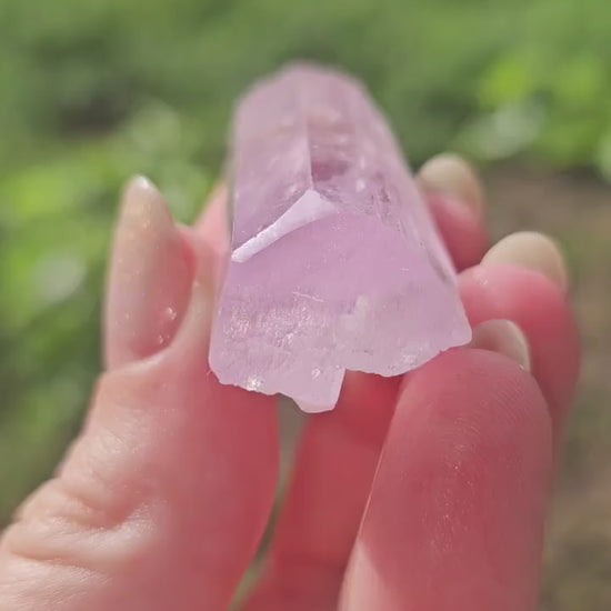 Juicy Pink Spodumene var. Kunzite Crystal with Great Luster, Hot Color