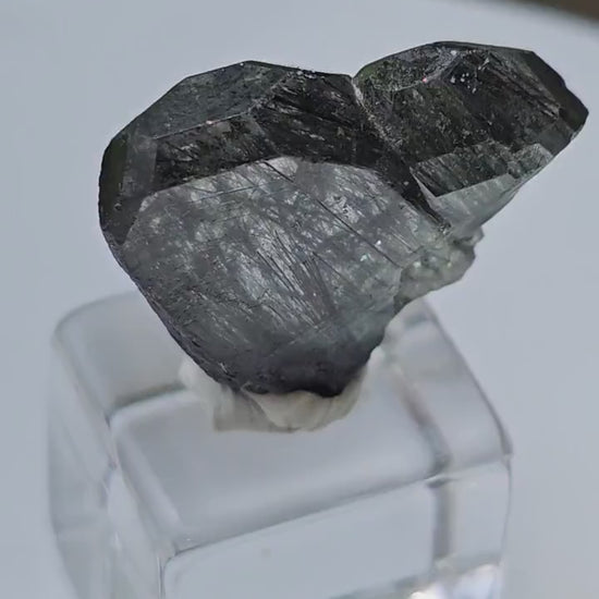 Apatite with Actinolite, Rutile-like Inclusions, Rare Lavender Twinned Crystal in Heart Shape with Forest Green Inside, Collector Specimen