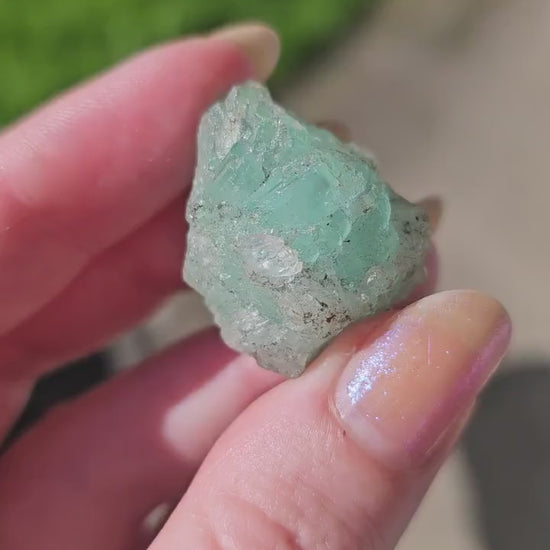 16g Emerald Crystal, Columbia, Muzo Mine, Ethical Direct Sourcing, Raw Rare Minerals, Collection Specimen, Green Emerald Beryl Gemstone