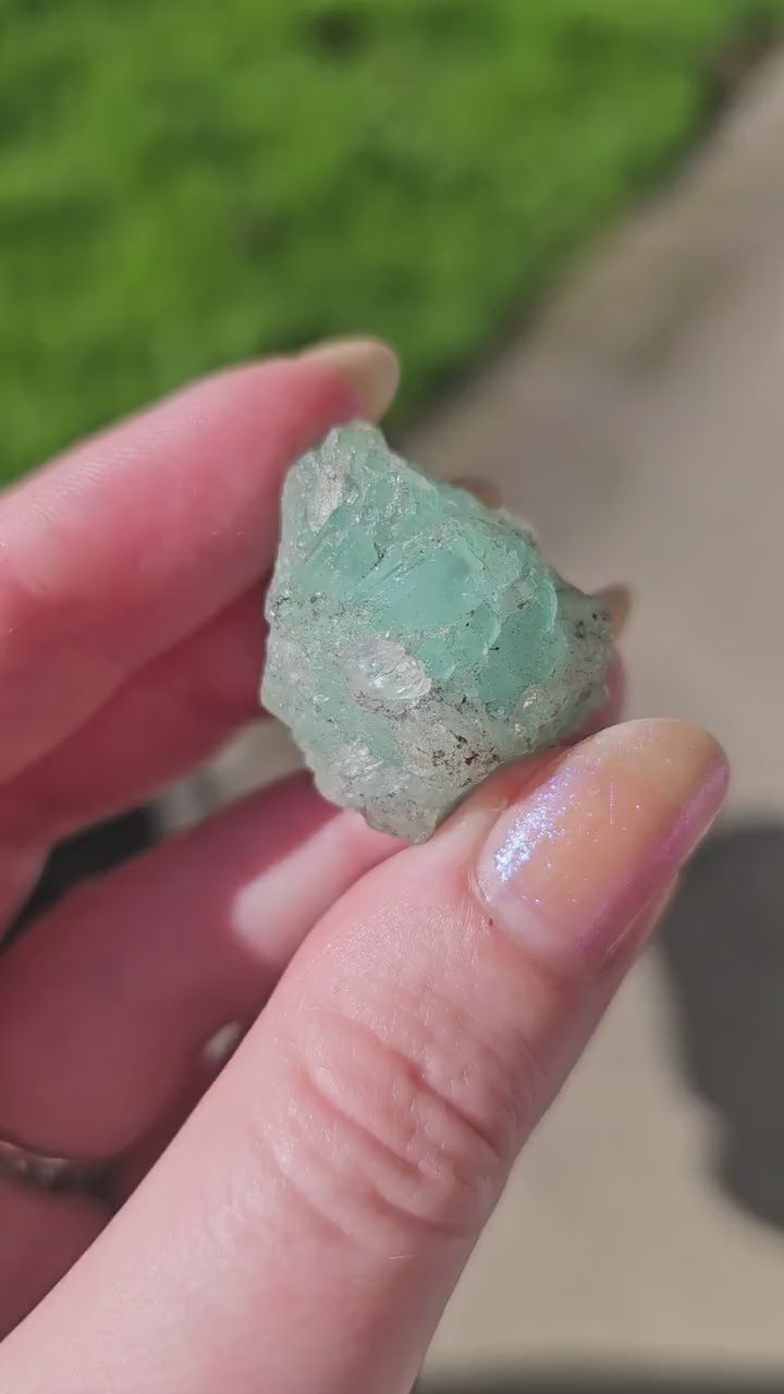 16g Emerald Crystal, Columbia, Muzo Mine, Ethical Direct Sourcing, Raw Rare Minerals, Collection Specimen, Green Emerald Beryl Gemstone