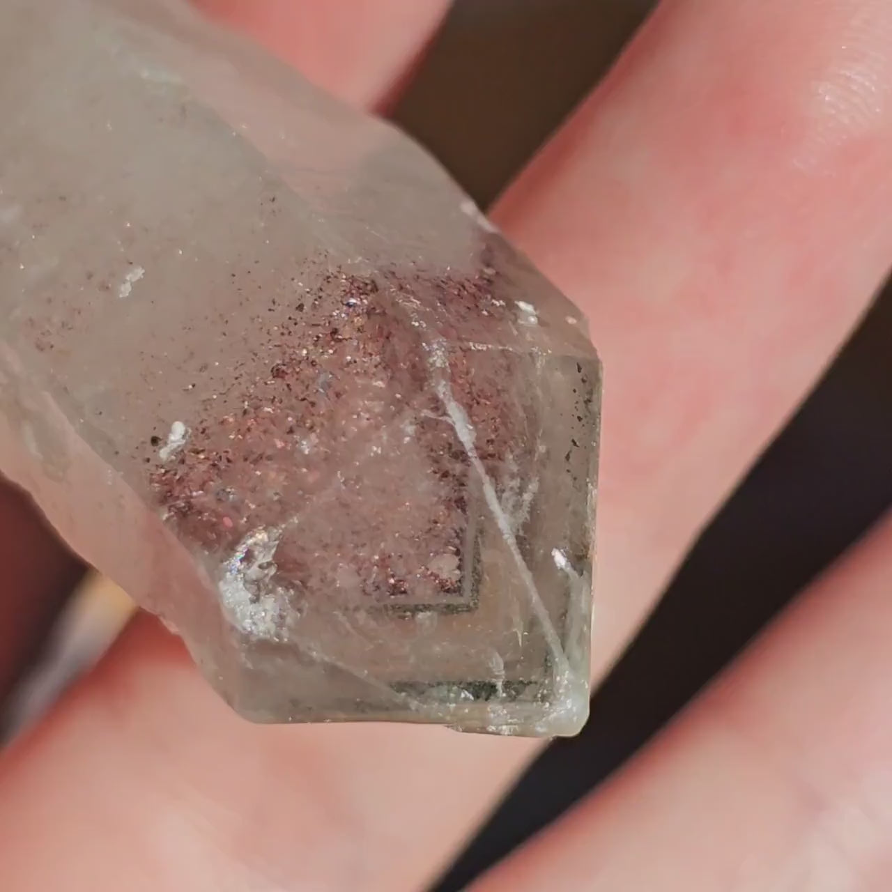 Harlequin Quartz, 33g, with Hematite Phantoms